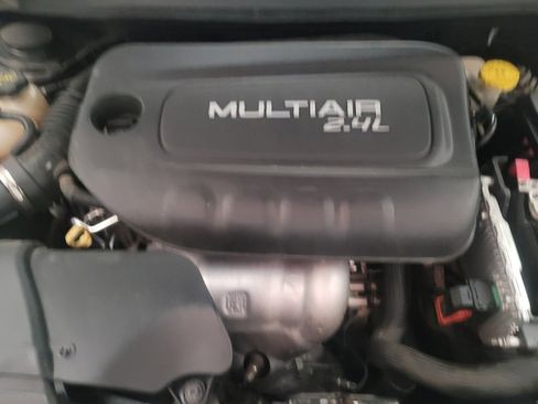 Used 2016 Jeep Cherokee Latitude w/ Safety/Convenience Group FWD image 30