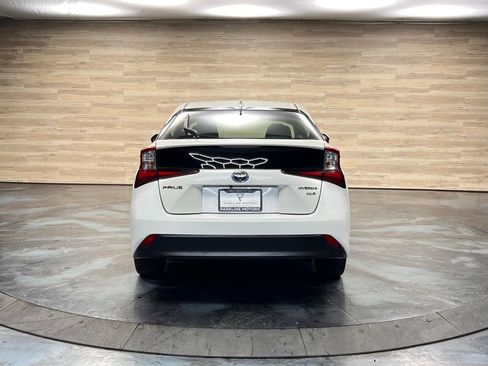Used 2019 Toyota Prius FWD image 22