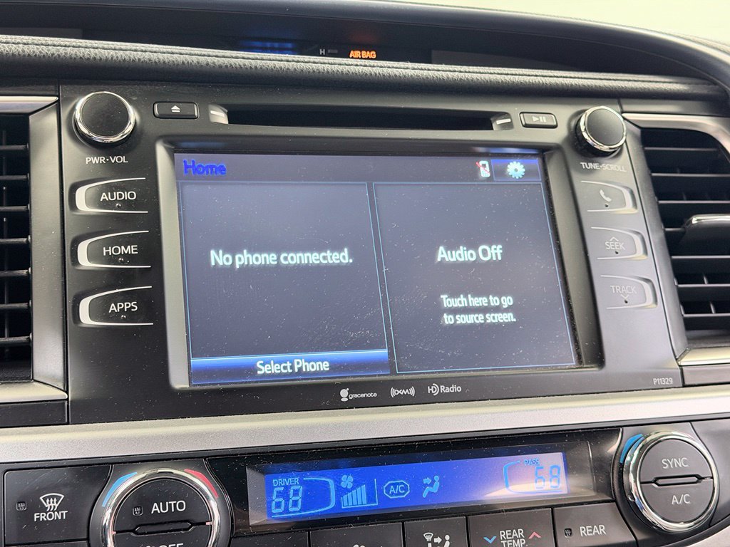 Used 2018 Toyota Highlander Plus AWD/4WD image 57