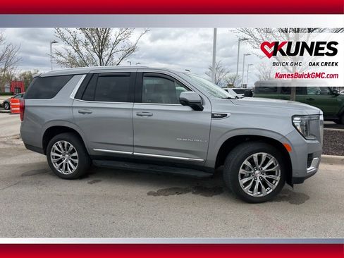 Used 2024 GMC Yukon Denali w/ Advanced Technology Package AWD/4WD image 6