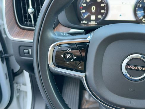 Used 2019 Volvo XC60 T5 Inscription w/ Protection Package Premier image 17