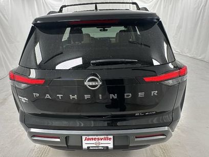 New 2026 Nissan Pathfinder SL
