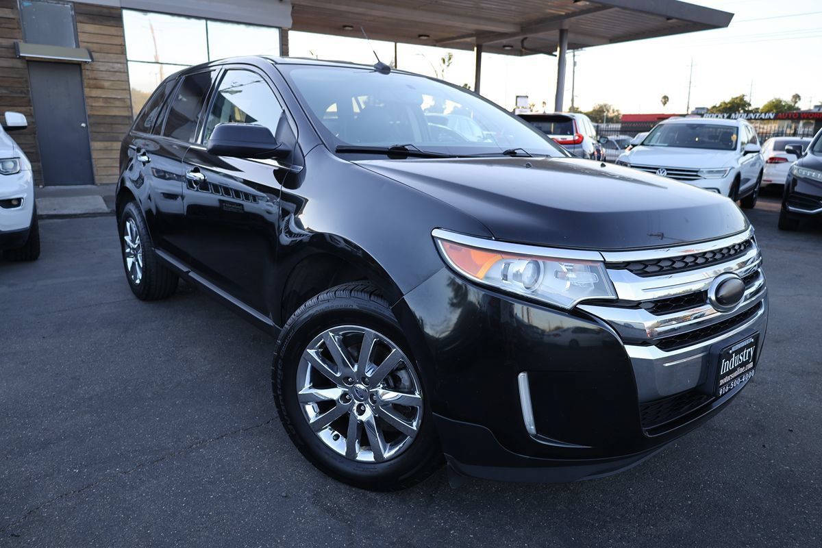 Used 2013 Ford Edge Limited FWD image 2