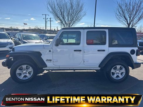 Used 2022 Jeep Wrangler Unlimited Sport image 5