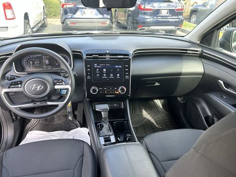 Used 2023 Hyundai Tucson SE image 31