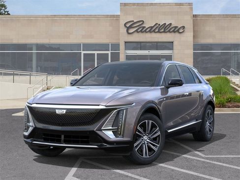New 2026 Cadillac Lyriq Luxury image 6