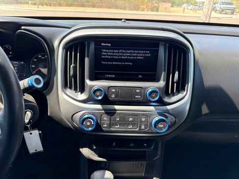 Used 2022 Chevrolet Colorado LT w/ LT Convenience Package RWD image 8