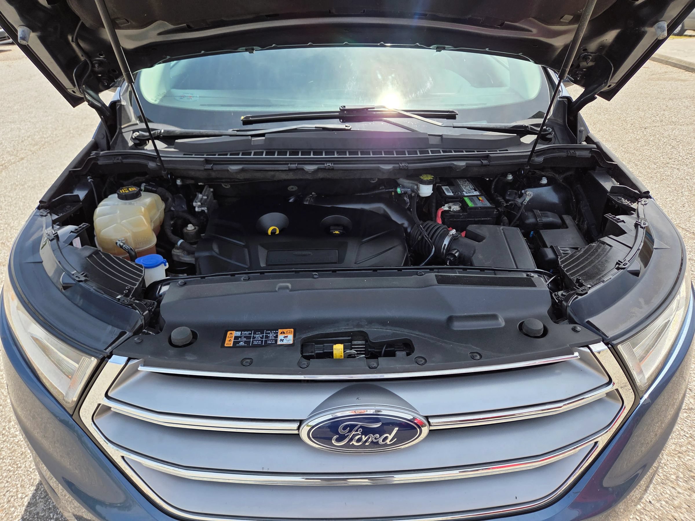 Used 2018 Ford Edge SEL w/ Equipment Group 201A AWD/4WD image 22