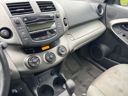 Used 2011 Toyota RAV4 4WD w/ Base L4 Extra Value Pkg image 29