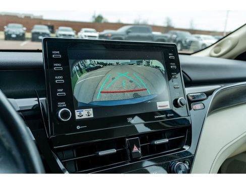 Used 2021 Toyota Camry XLE w/ Navigation Package image 22
