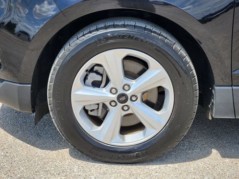 Used 2024 Ford Edge SE AWD/4WD image 10