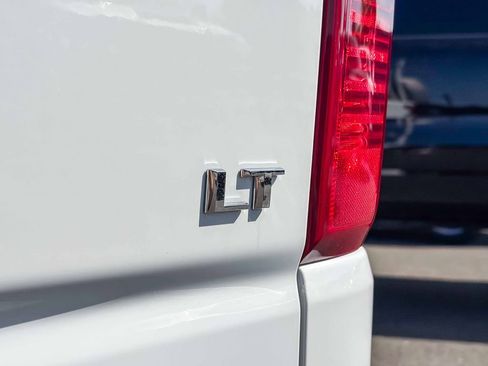 Used 2023 Chevrolet Silverado 1500 LT AWD/4WD image 10