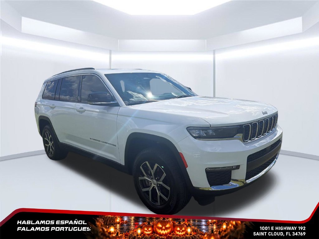 Used 2025 Jeep Grand Cherokee L Limited w/ Trailer Tow Package AWD/4WD image 7