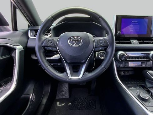 Used 2023 Toyota RAV4 SE w/ Convenience Package AWD/4WD image 6