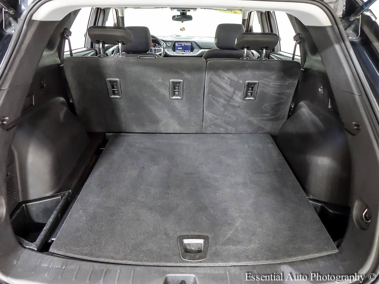 Used 2021 Chevrolet Blazer LT FWD image 25