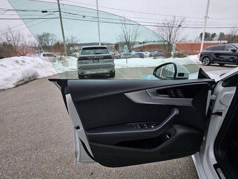 Used 2025 Audi A5 2.0T Premium Plus image 8