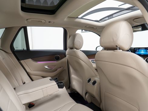 Certified 2022 Mercedes-Benz GLC 300 4MATIC w/ Premium Package Lite image 23