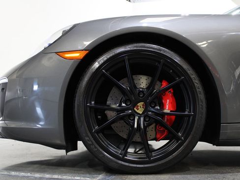 Used 2019 Porsche 911 Carrera 4S image 27