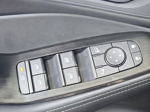 New 2026 Nissan Rogue SV image 20