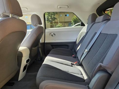 Certified 2024 Hyundai Ioniq 5 SE RWD image 17