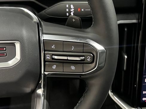 New 2026 GMC Acadia Elevation w/ Elevation Premium Package AWD/4WD image 18