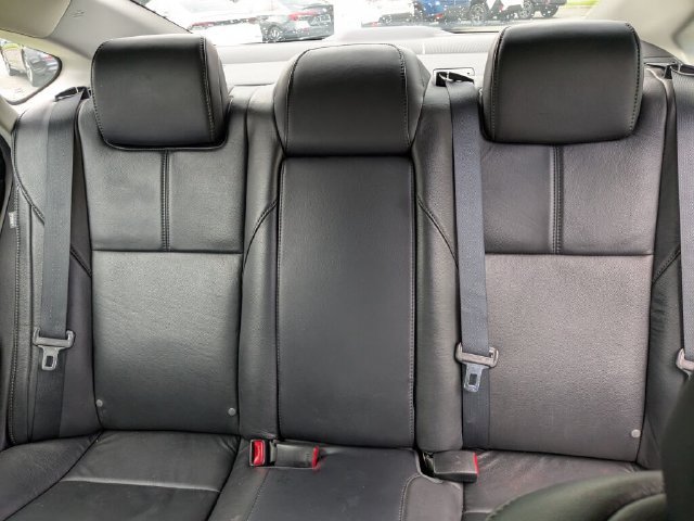 Used 2015 Toyota Avalon XLE Touring FWD image 31