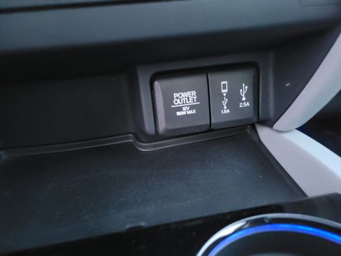 Used 2018 Honda Pilot Elite image 38