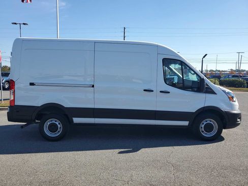 Used 2024 Ford Transit 250 148 Medium Roof w/ Load Area Protection Package image 7