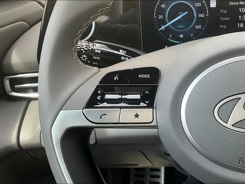 New 2025 Hyundai Elantra SEL image 20