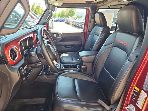 Used 2021 Jeep Gladiator Rubicon AWD/4WD image 12