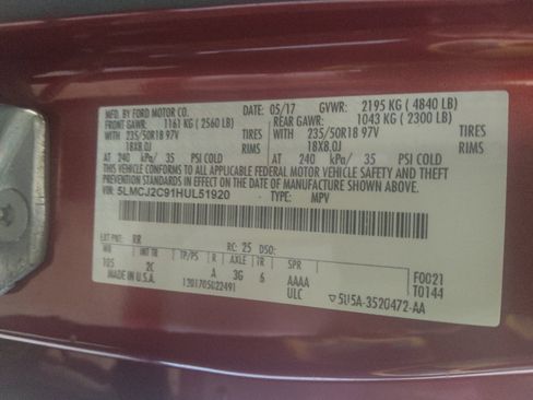 Used 2017 Lincoln MKC Select w/ Select Plus Package FWD image 33