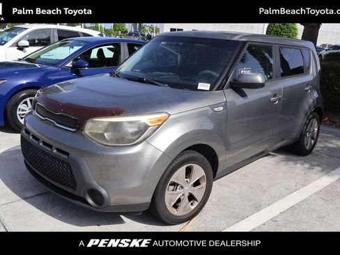 Used 2014 Kia Soul FWD image 1