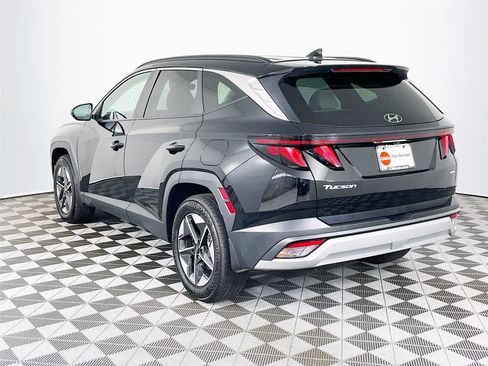 Certified 2025 Hyundai Tucson SEL AWD/4WD image 7
