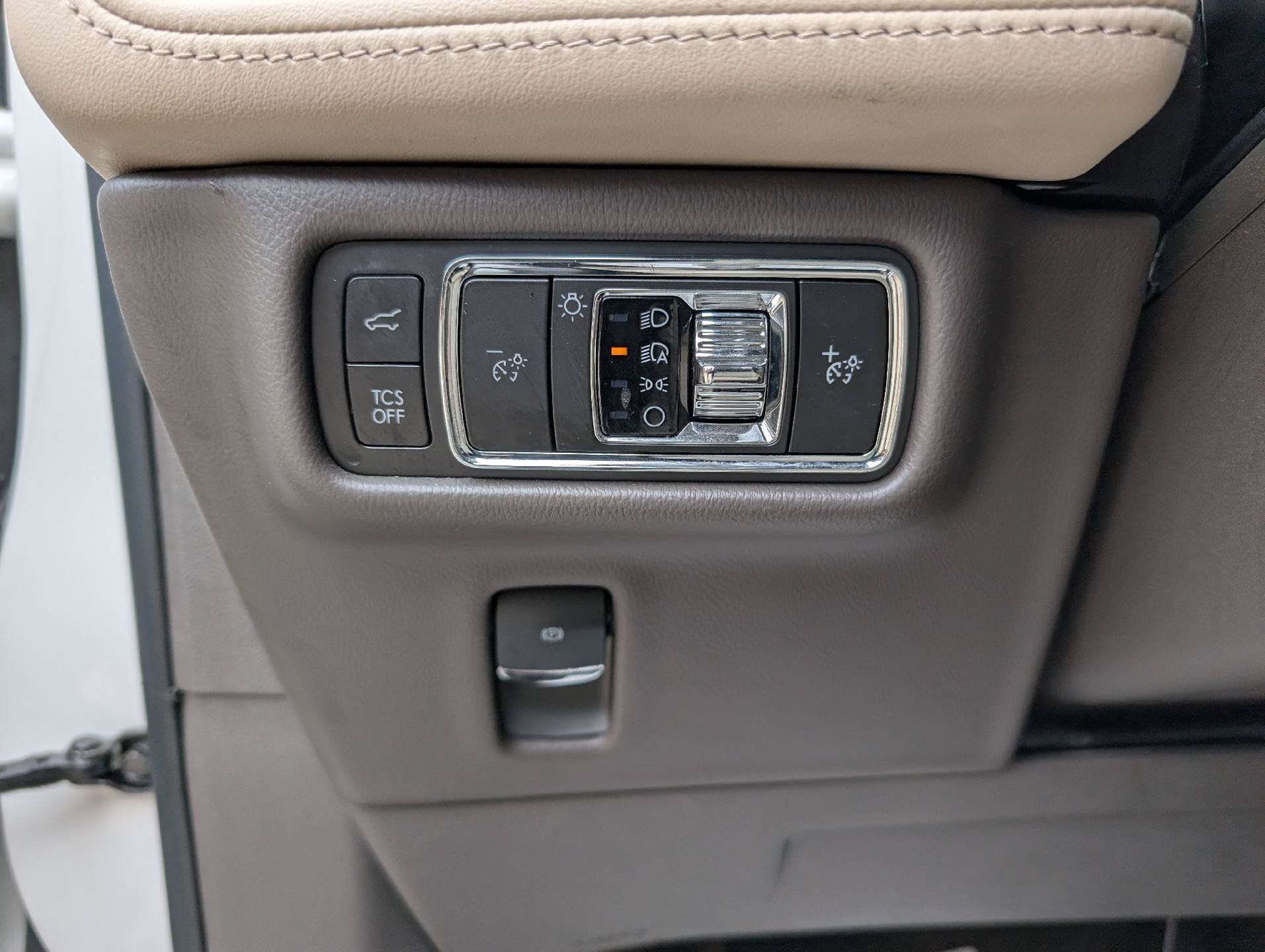 Used 2023 Lincoln Nautilus AWD w/ Premium Package image 20
