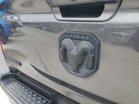 Used 2021 RAM 1500 Big Horn image 6