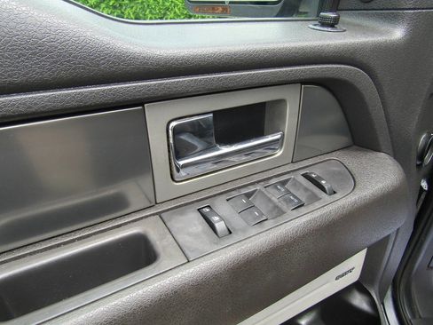 Used 2014 Ford F150 FX4 w/ Equipment Group 402A Luxury image 9