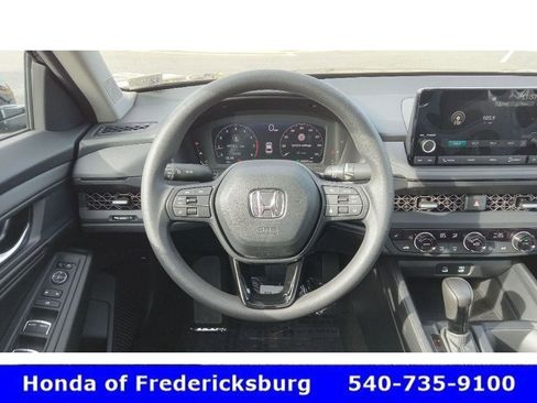 Certified 2025 Honda Accord SE image 13
