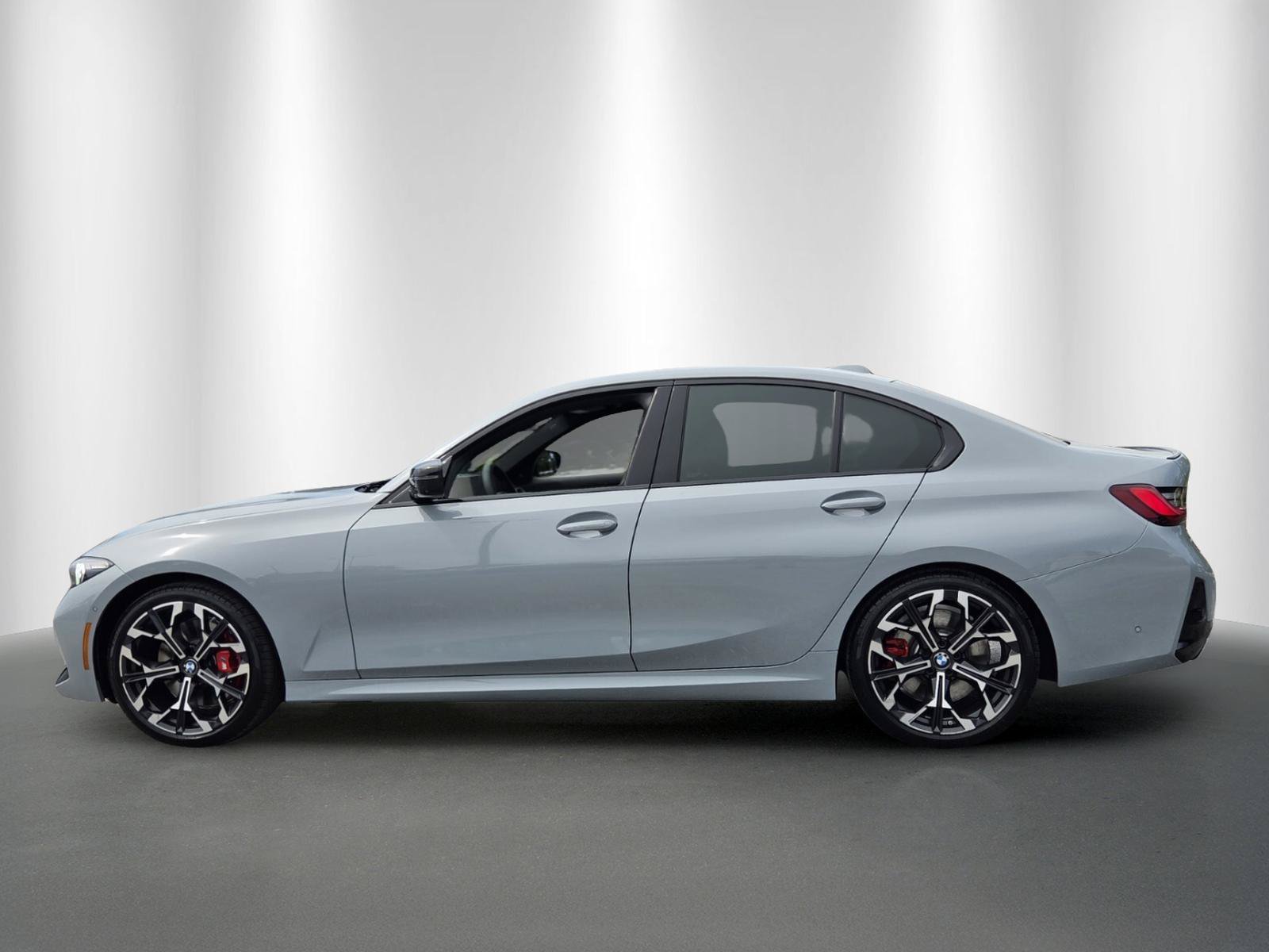 New 2026 BMW 330i Sedan w/ M Sport Package RWD image 4