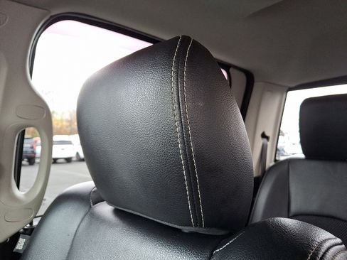 Used 2017 RAM 1500 Sport w/ Black Ram 1500 Sport Group image 17