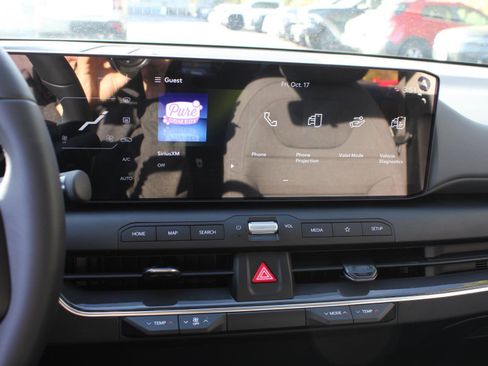 New 2025 Kia K4 EX image 12