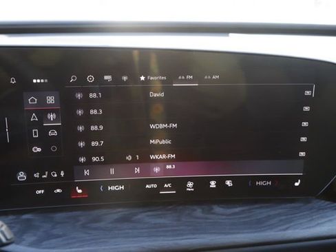 New 2025 Audi Q5 Premium image 26