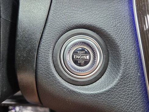 Used 2022 Mercedes-Benz GLC 300 w/ Premium Package Lite image 30