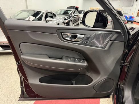 Used 2020 Volvo XC60 T5 R-Design w/ Protection Package Premier FWD image 18