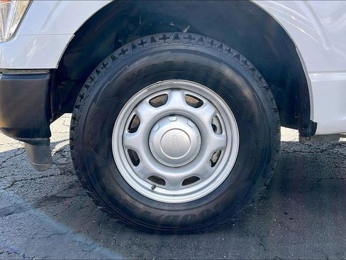 Certified 2021 Ford F150 XL w/ FX4 Off-Road Package AWD/4WD image 8