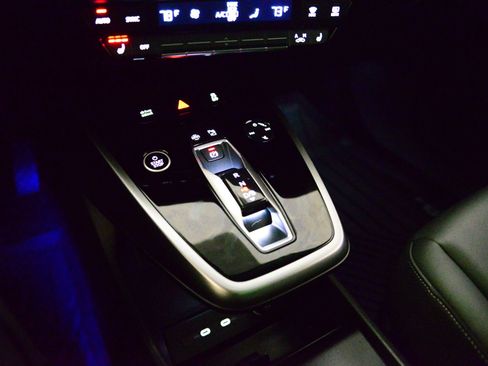 Certified 2023 Audi Q4 e-tron Premium Plus w/ Premium Plus image 14