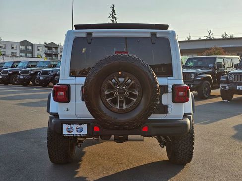 New 2025 Jeep Wrangler Unlimited Rubicon 392 image 7