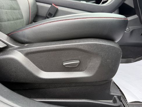 Used 2023 Ford Edge ST-Line AWD/4WD image 25