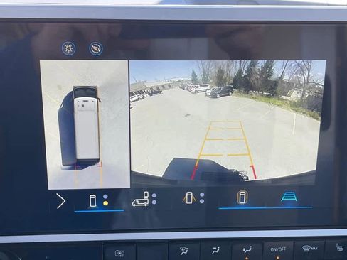 New 2025 Chevrolet Brightdrop 600 image 18