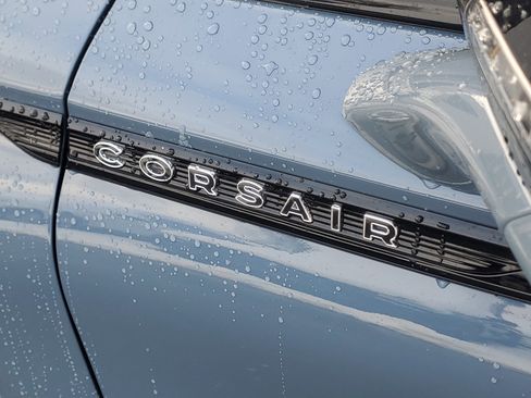 New 2026 Lincoln Corsair Premiere image 7