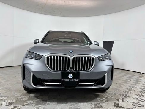 Used 2024 BMW X5 xDrive40i w/ Premium Package AWD/4WD image 2